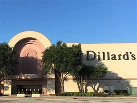 hulen mall dillards